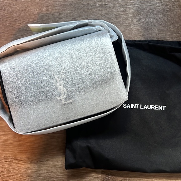 YSL SAINT LAURENT SOLFERINO MEDIUM BAG SILVER HARDWARE NEW, RARE - Picture 2 of 11